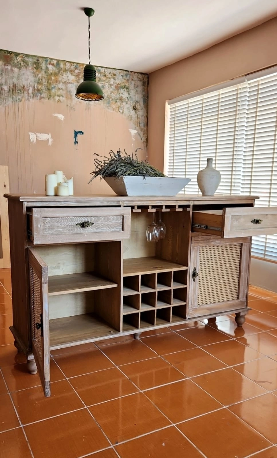 Masif Eskitme Konsol (Şaraplık & Bar)