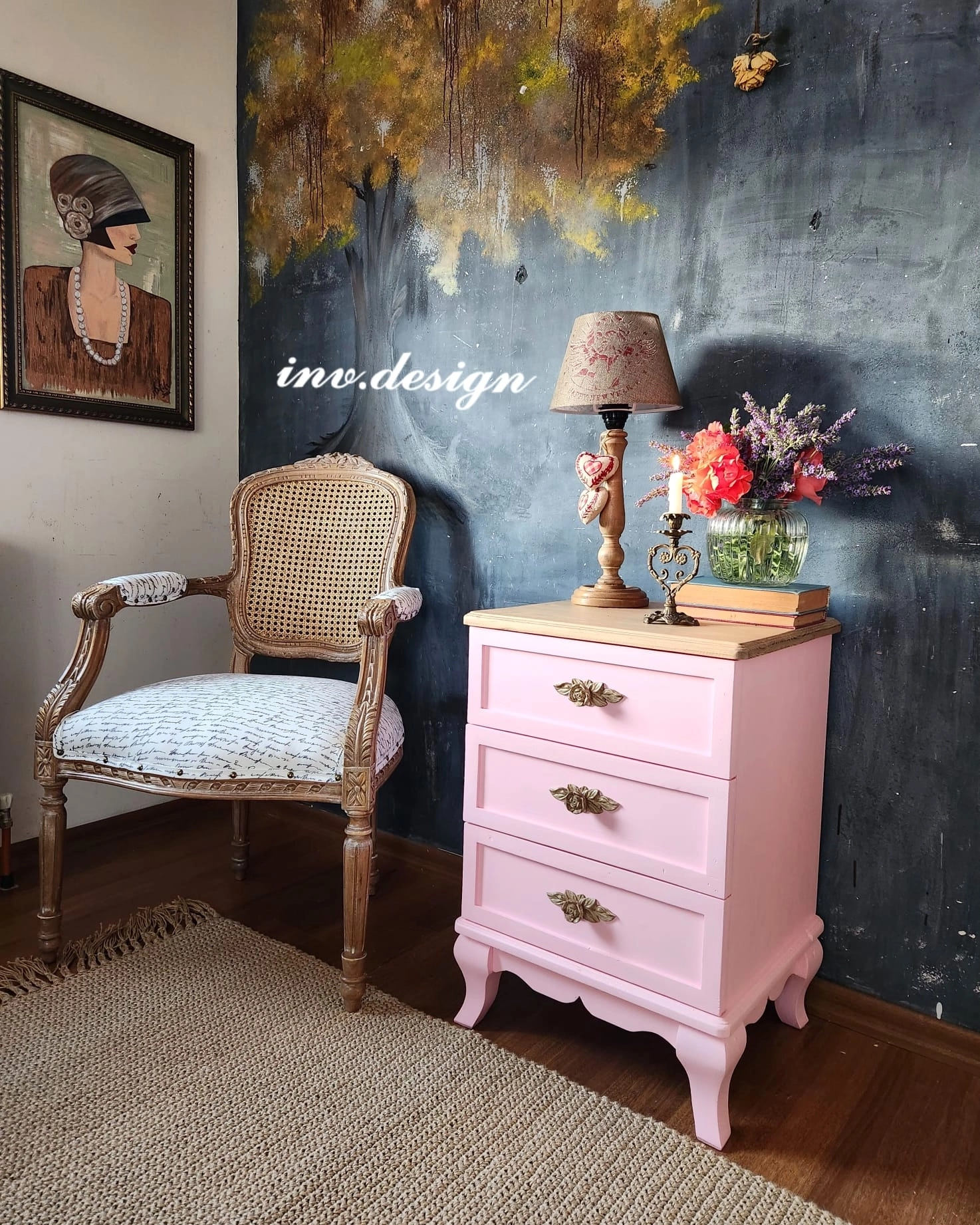 Masif Bebek Pembe Komodin