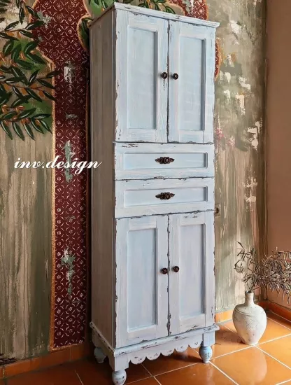 Buz Mavisi-Beyaz Eskitme Havlu Dolabı