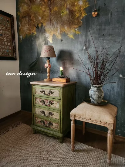 Yeşil Eskitme Komodin