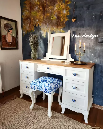 Masif Beyaz Makyaj Masası